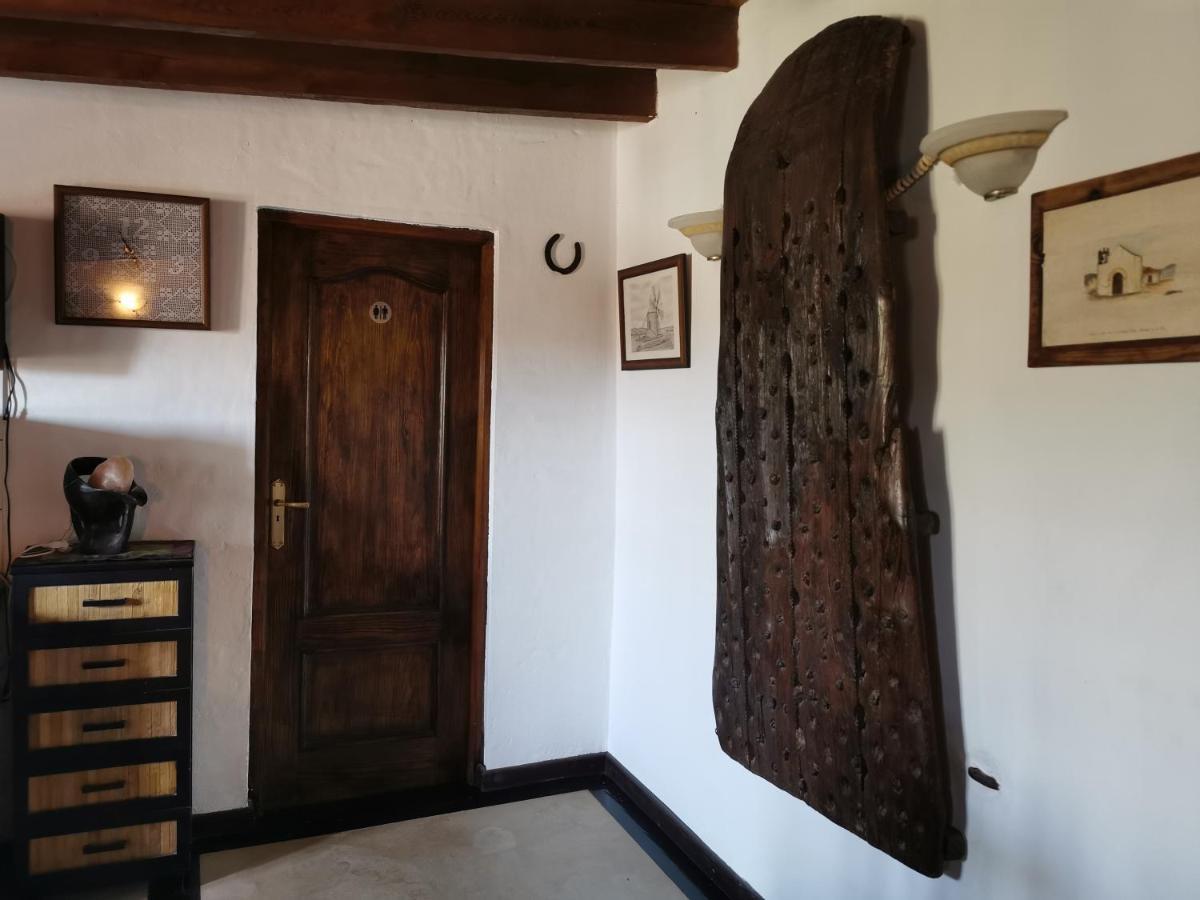 Villa Cecilio Tefia Екстер'єр фото